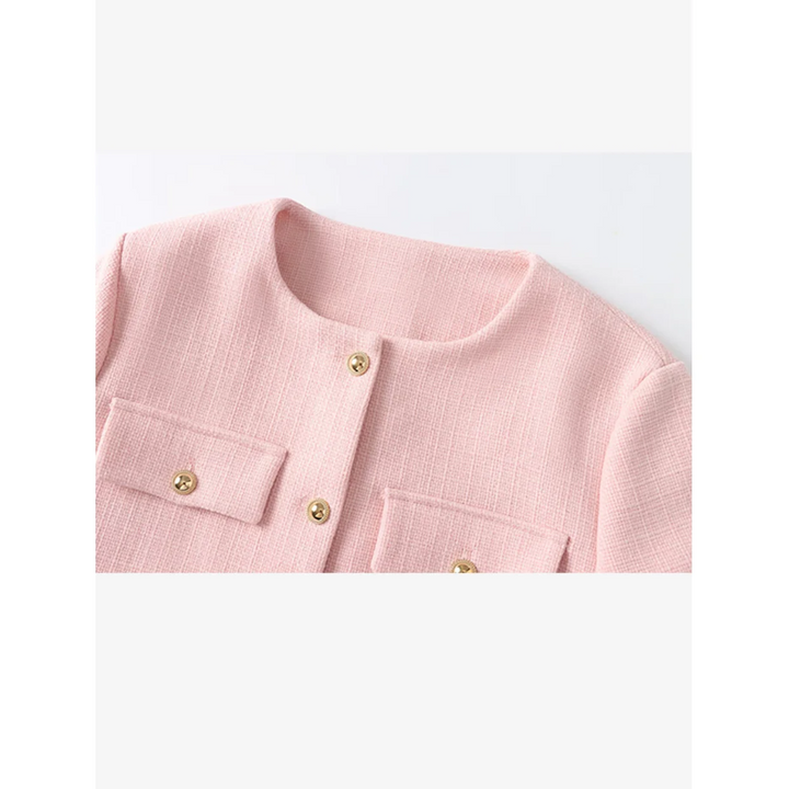 Stilla | Elegant Flyverbluse med Dobbelt Frontlommer og Knaplukning