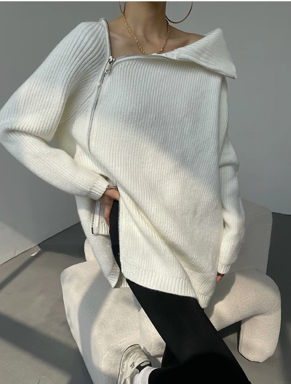Stilla | Rød, simpel pullover med høj krave