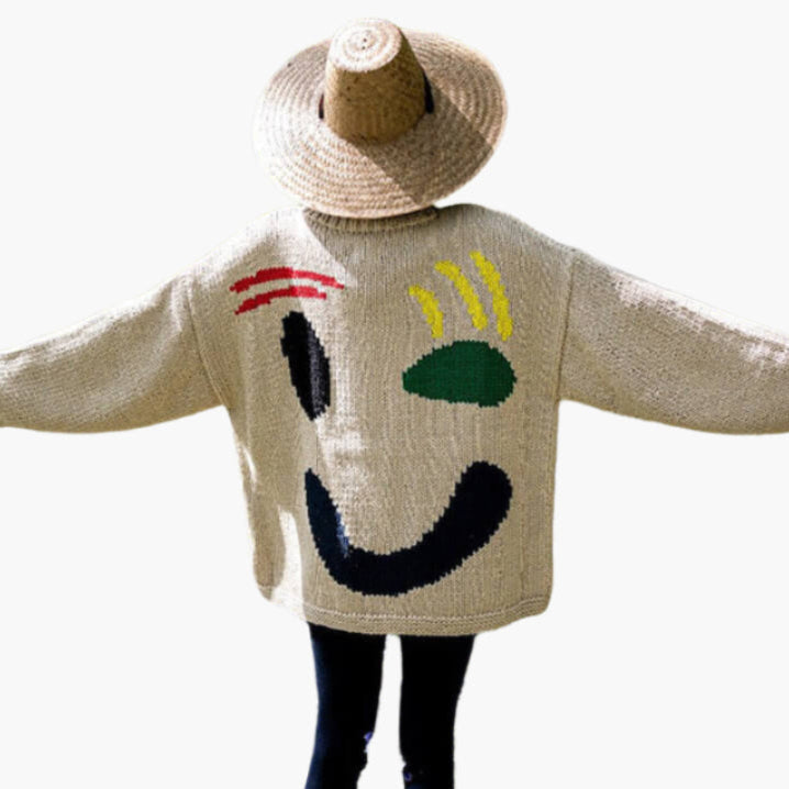 Stilla | Strikpullover I Kunstnerstil - Behagelig Fritidsjumper med Abstrakt Ansigtmønster