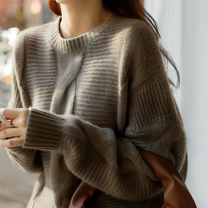 Stilla | Casual sweater med elegant note