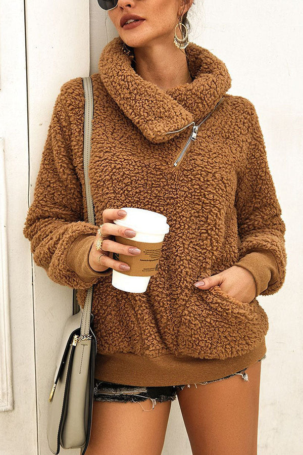 Stilla | Moderne Streetwear Blouse Med Omklappelig Krave Ensfarvet Farve