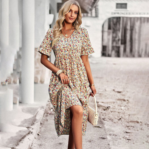 Stilla | Feminint Midikjole Med Blomsterprint