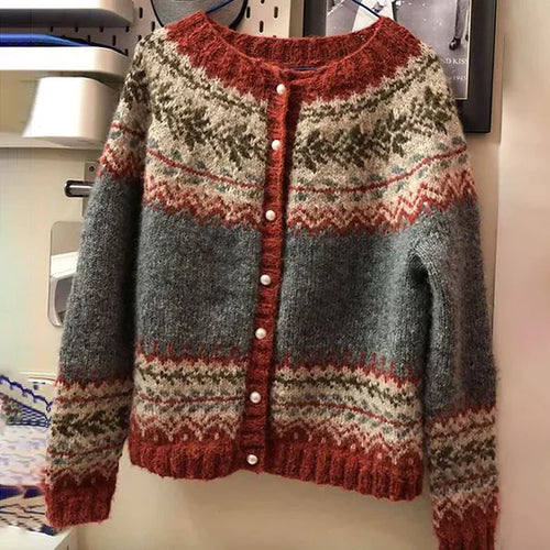 Stilla | Knap Design Pullover