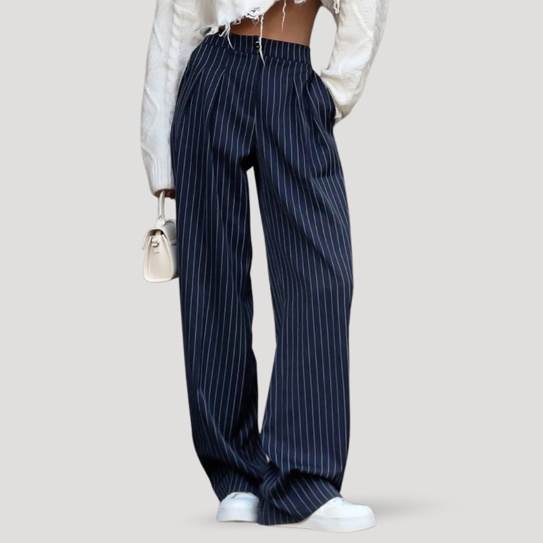 Stilla | Pinstripe Brede Ben Bukser