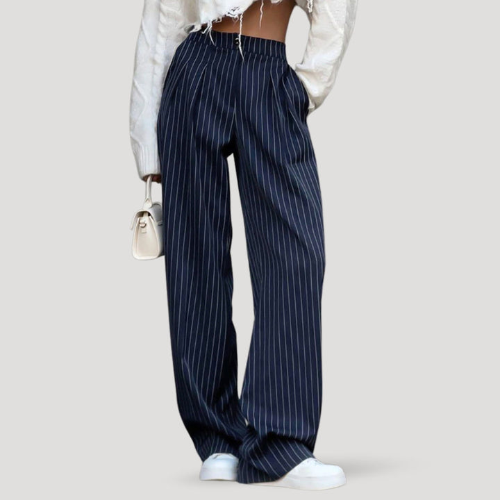 Stilla | Pinstripe Brede Ben Bukser