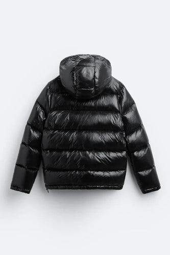 Stilla | Bred Urban Streetstyle Jakke Med Moderne Snit Perfekt Til Hverdagen