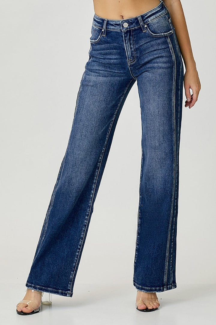 Stilla | Mellemhøj Straight Jeans