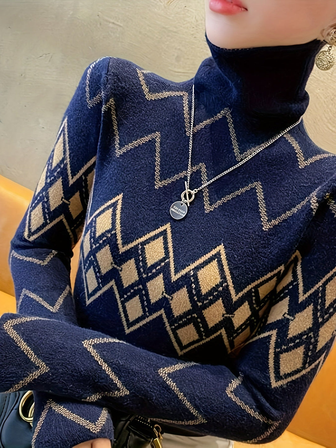 Stilla | Tidsløs og Moderigtig Sweater til Hverdagen