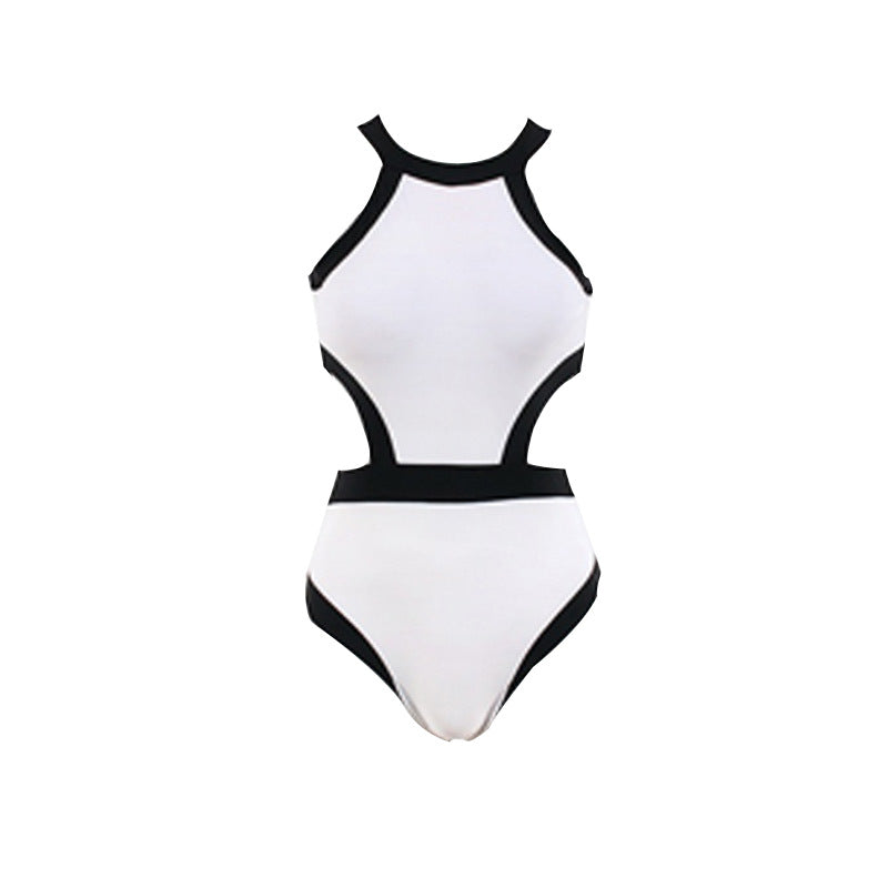 Dame Én-stykke badedragt med trendy cut-out design og racerback Stilla