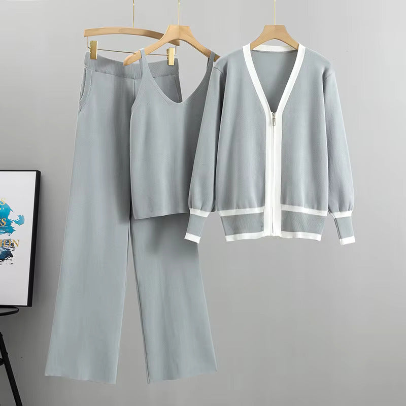 Stilla | Elegant og Stilfuld Tre Delt Strikket Jakkesæt Sæt
