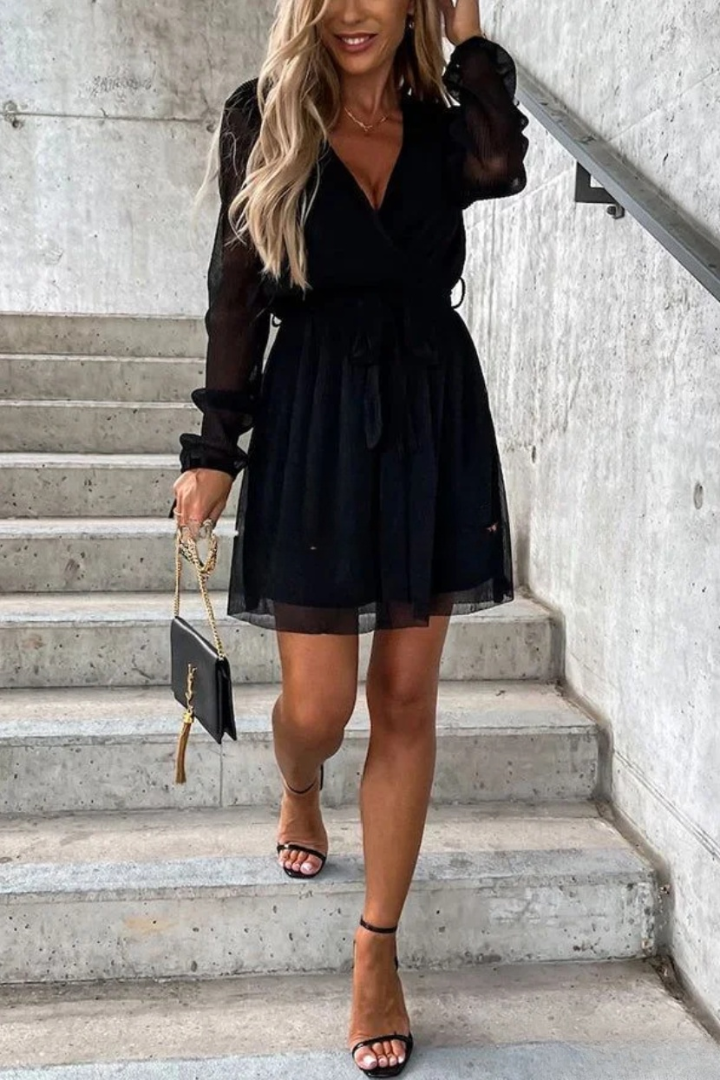 Stilla | Mini Aftenkjole Med Lange Ærmer Night of Luxury