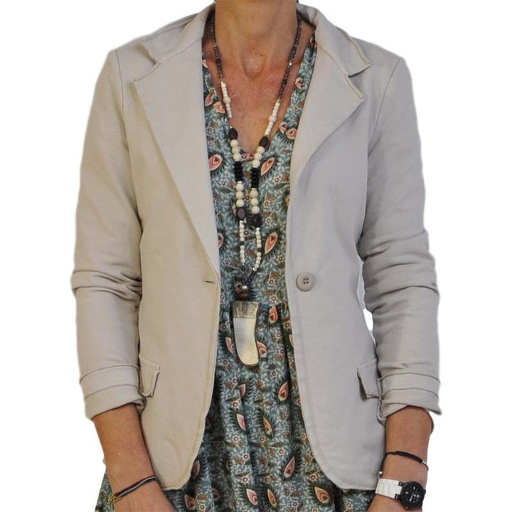 Kvinder Elegant Blazer med Strukturerede Detaljer og Slim-Fit Snit Skovae