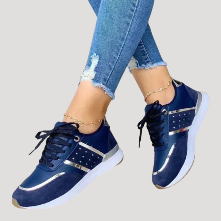 Stilla | Kvinder Stilfulde Metalliske Accent Sneakers