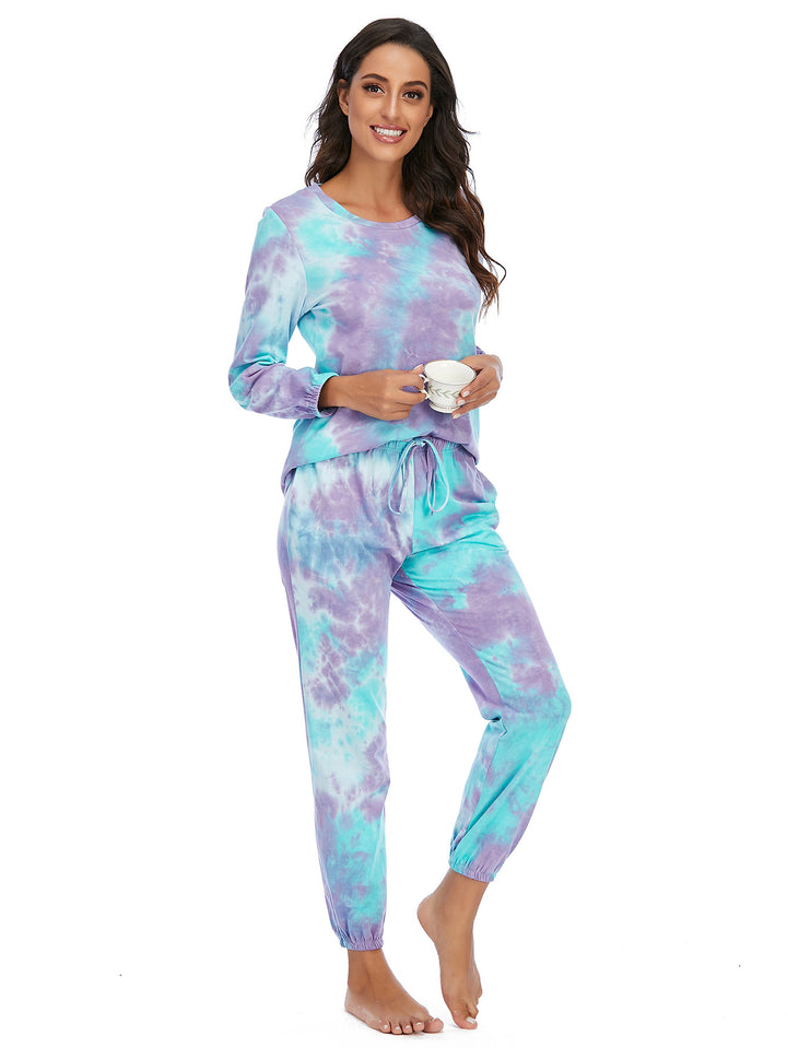 Dame hyggeligt loungewear-sæt med moderne tie-dye-design Stilla