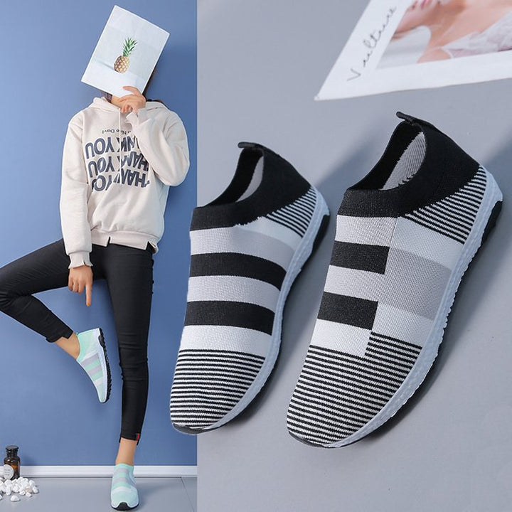Dame Åndbare Slip-On Sneakers med Stretch-Overdel og skridsikker Såle Stilla