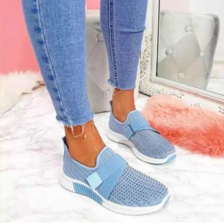 Dame Sports Slip-On Sneakers med åndbart mesh-overmateriale Stilla