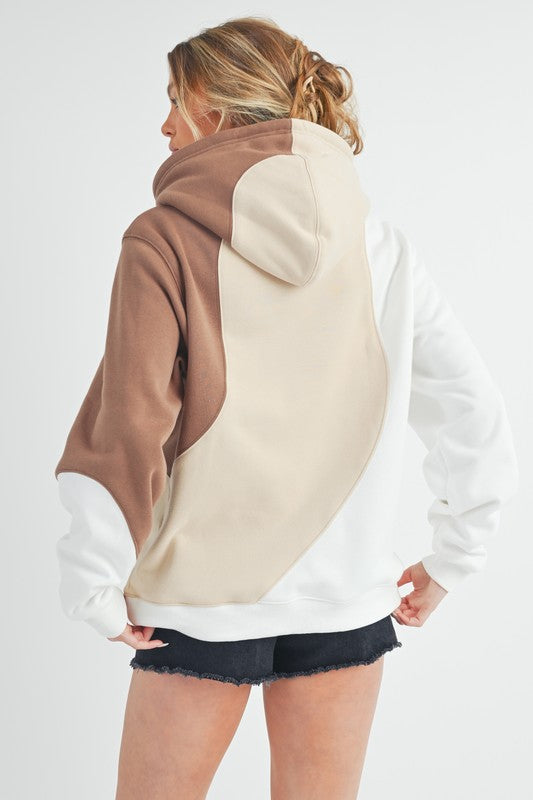 Stilla | Bølgeformet Hættepullover Med Mønster