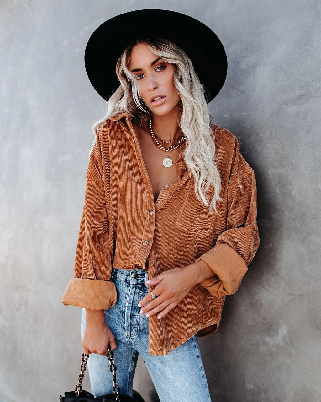 Damer cordbluse i afslappet oversized-snit Stilla