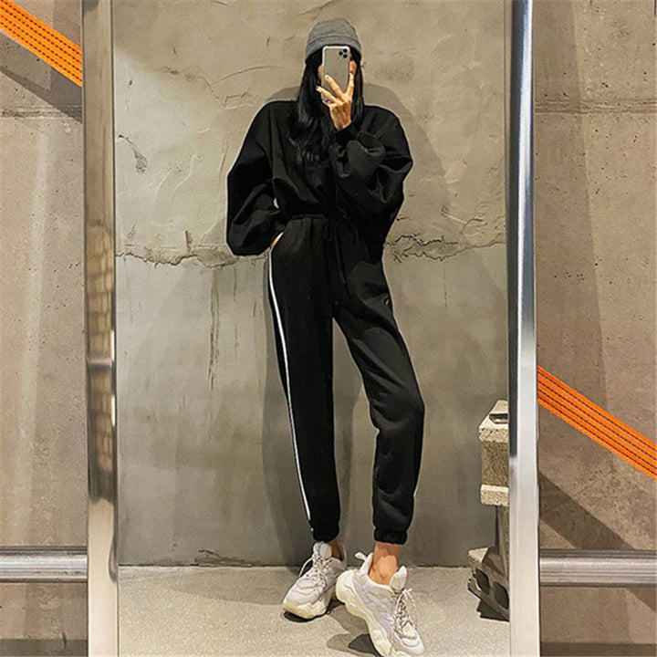 Damer komfortabel fritids sæt med oversized sweater og joggebukser Stilla