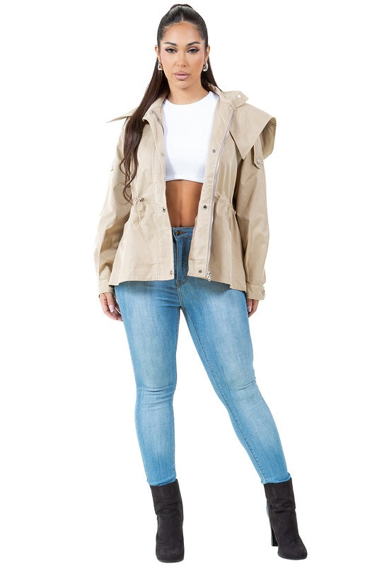 Stilla | Modisch trenchcoat til damer
