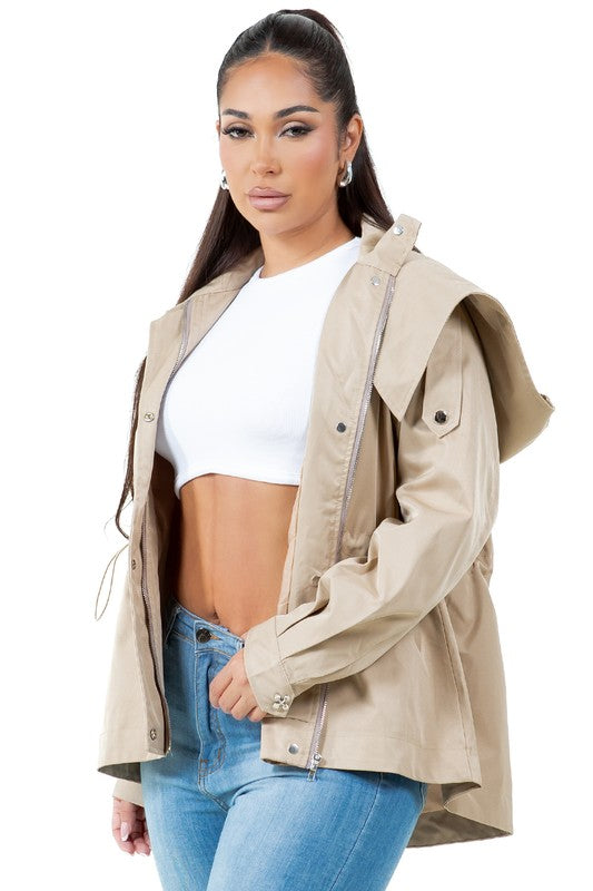Stilla | Modisch trenchcoat til damer
