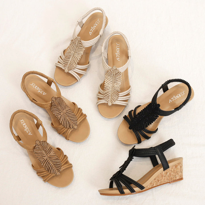 Dame Wedge-sandaler med elegant bladdesign og komfort-fodbed Stilla