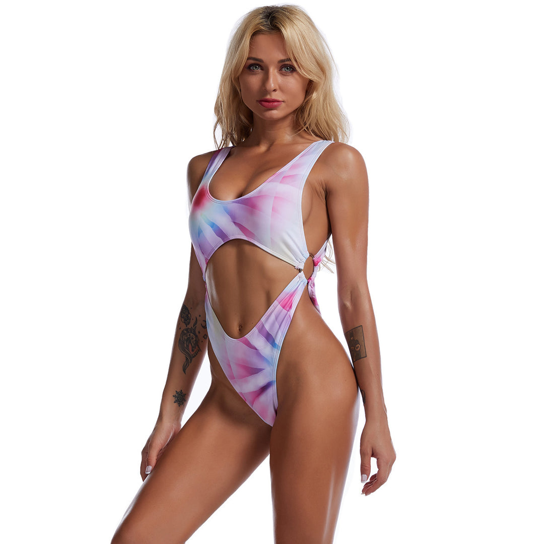 Dame enhed badedragt med innovativ cut-out og sporty design Stilla