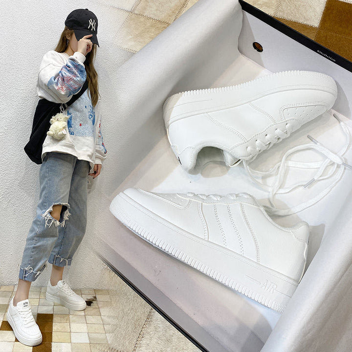 Dame komfortable sneakers i sporty-elegant design med slidstærkt overmateriale og blød støddæmpning Stilla