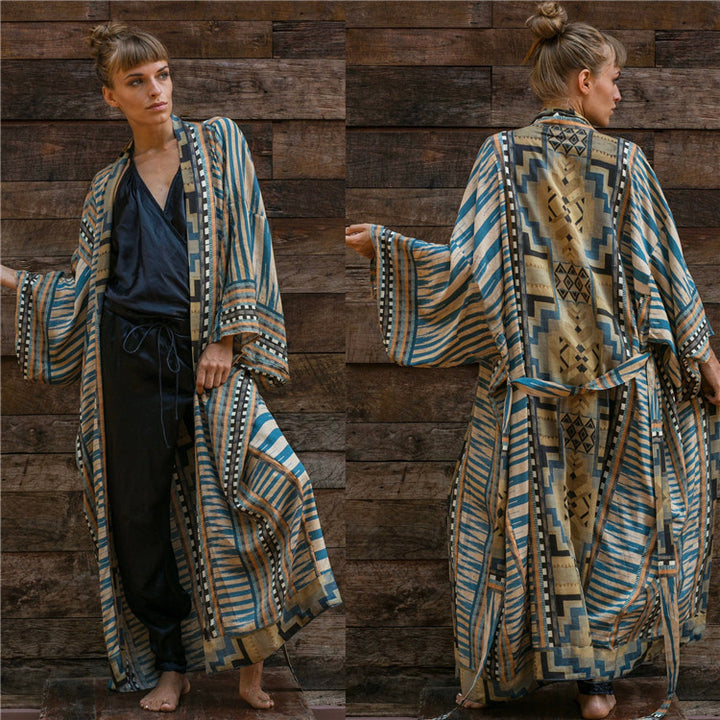 Dame Farverig Kimono med vidt snit og unikt mønster Stilla