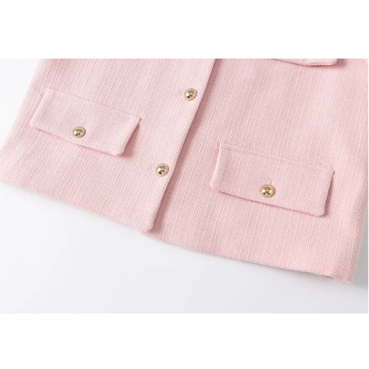 Stilla | Elegant Flyverbluse med Dobbelt Frontlommer og Knaplukning