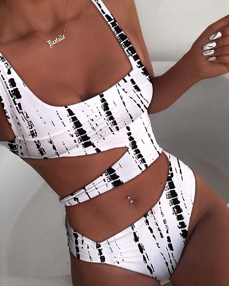 Dame badedragt med stilfulde cut-outs Stilla