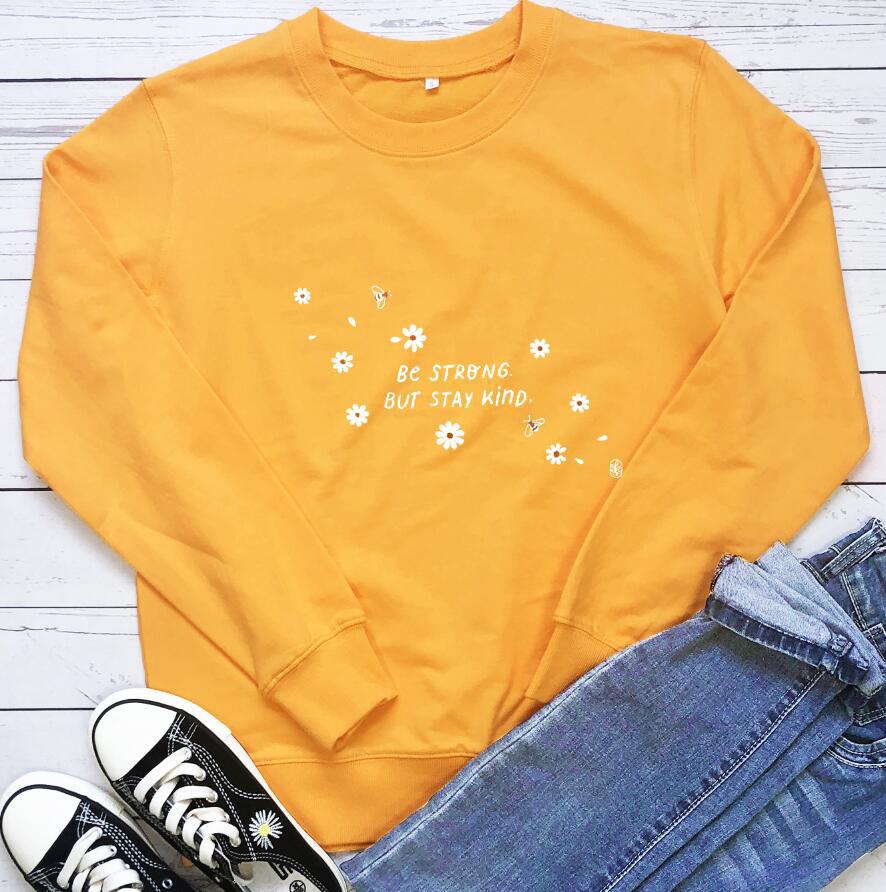 Kvinders sweatshirt med inspirerende budskab og blomstermotiv Stilla