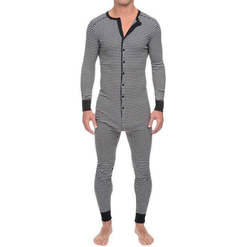 Herrer pyjamas med moderne stribemønster og praktisk knaplukning Stilla