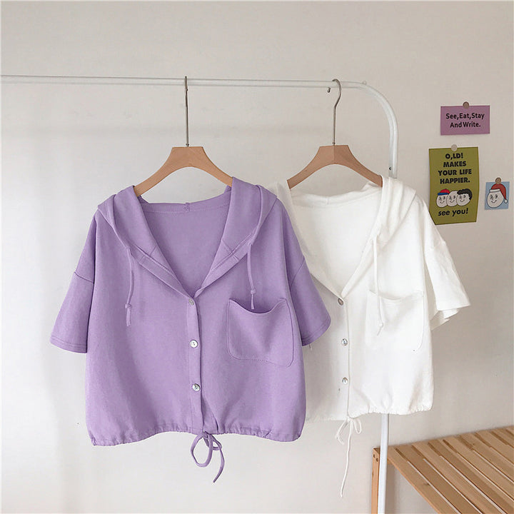 Femme Cropped Button-Up Hoodie med justerbar snoretræk Stilla
