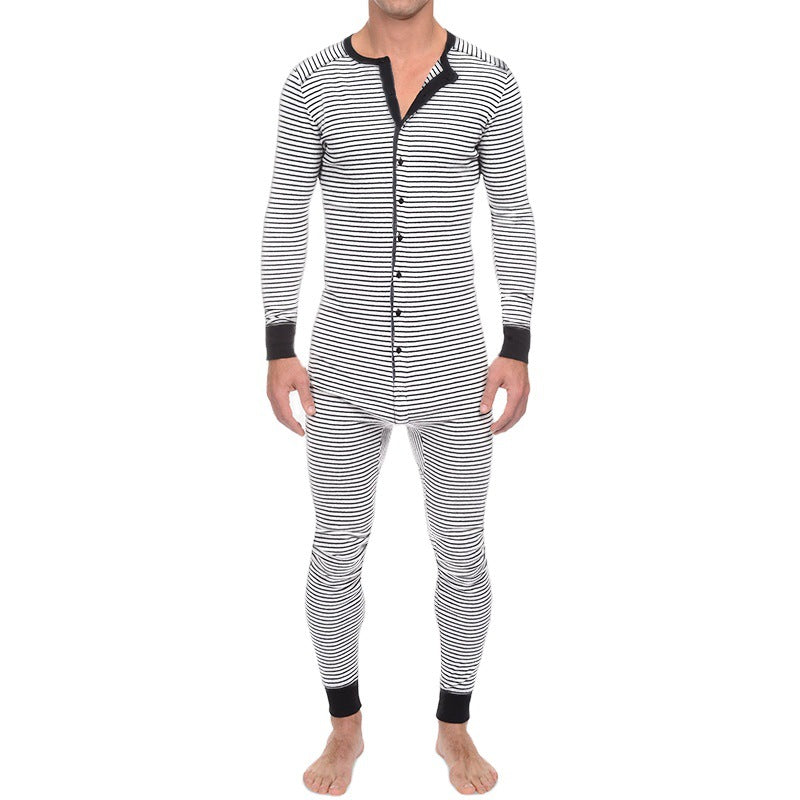 Herrer pyjamas med moderne stribemønster og praktisk knaplukning Stilla