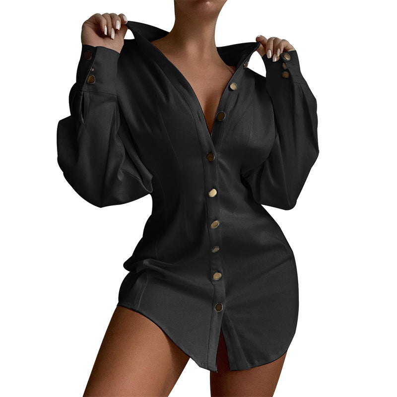 Dame skjortekjole i elegant oversized stil med dekorative knapper Stilla