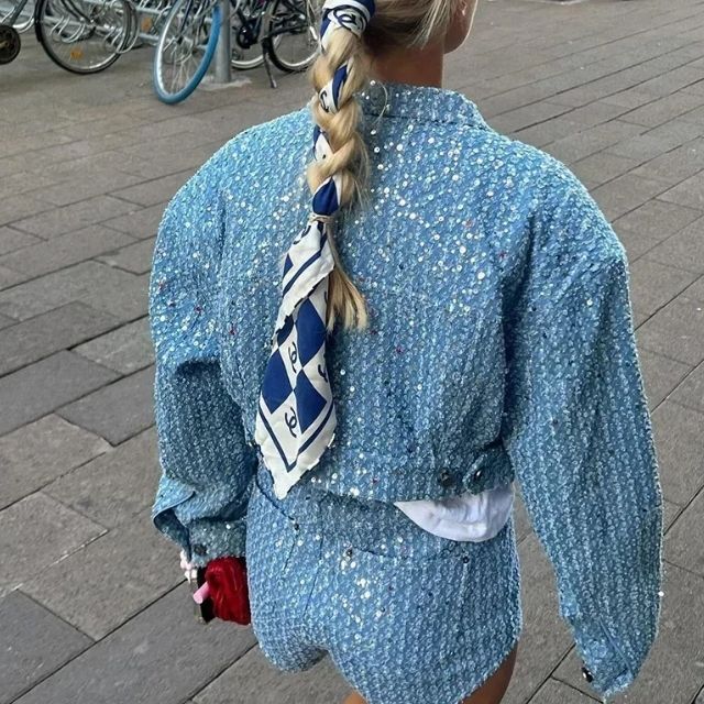 Stilla | Jeansjakke og Shorts sæt med palietter