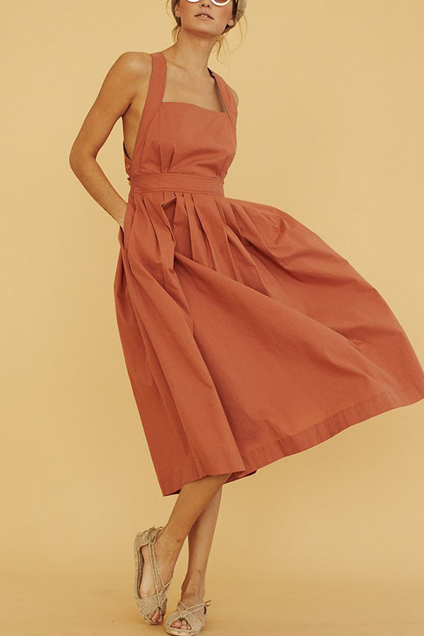 Stilla | Halter Square Neck Tilbagefri Midi Kjole