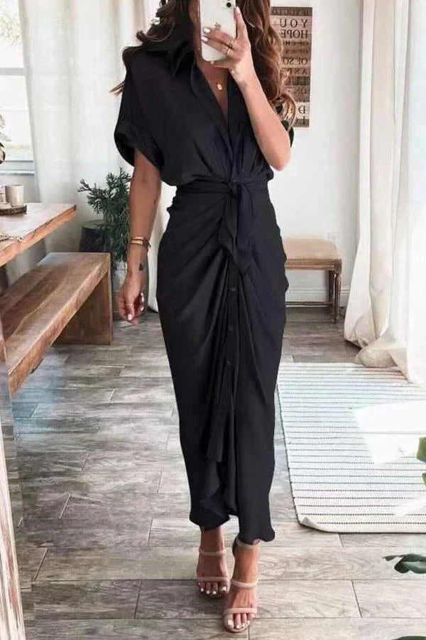 Stilla | Satin Kjole med Knapper og Voile