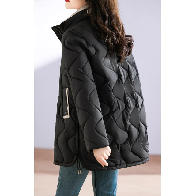 Stilla | Elegant quilted jakke med ståkrave til et smart look Ideel til efterår/vinter