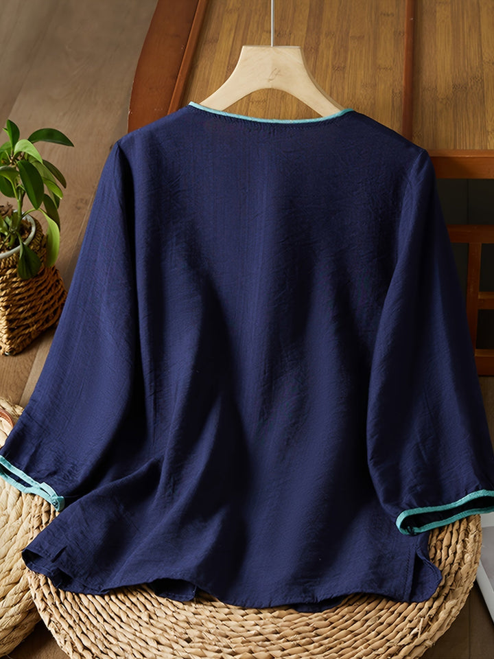 Stilla | Linned Damebluse 3/4 Ærmer, Perlemorsknapper Og Broderier, Retrostil Med Gennemsigtigheder
