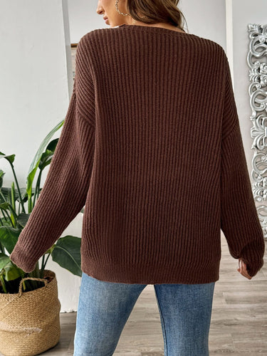 Stilla | Pullover med kontrasterende farver og afslappede skuldre