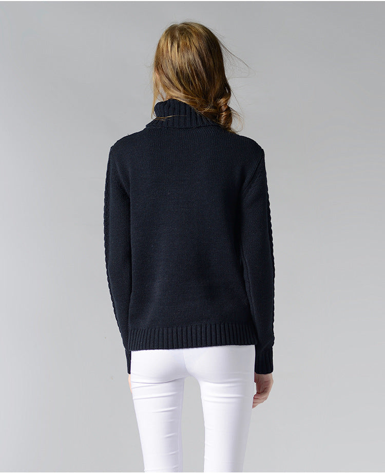 Stilla | Dame rullekrave sweater med lange ærmer og kabelstrik