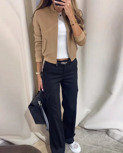 Stilla | Kort blazer i klassisk snit i moderne stil