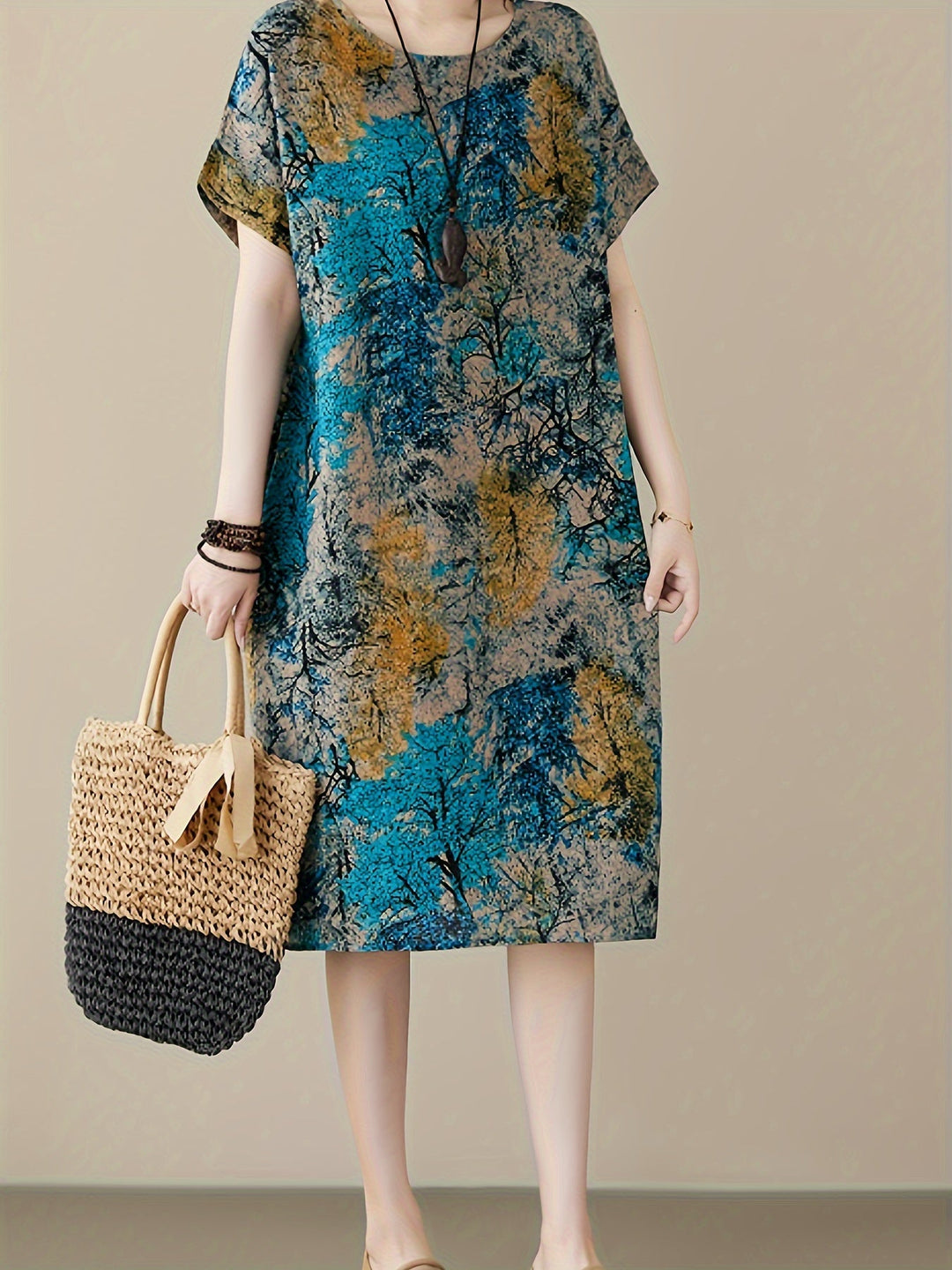 Stilla | Afslappet Linned Kjole Plus Size Kjole Med Blomster, Rund Hals Og Lommer