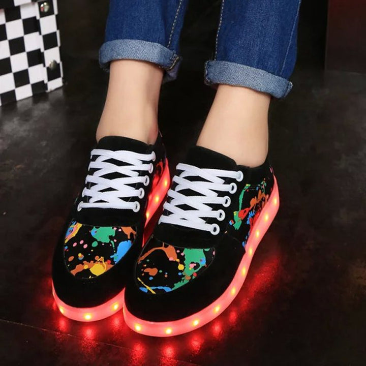 Dame Lyskende Sneakers med farverigt sprøjtedesign og skridsikker sål Stilla