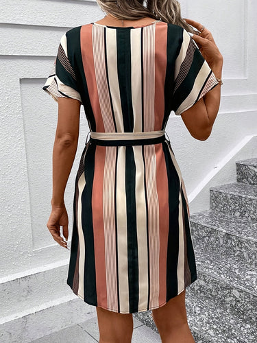 Stilla | Elegante Kjole Striber V-Hals Med Korte Ærmer Sommer A-Line