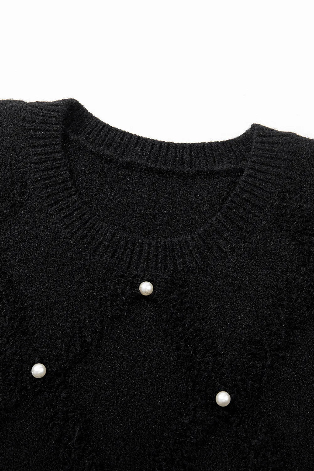 Stilla | Rundhalset Pullover Med Lange Ærmer og Perledetalje