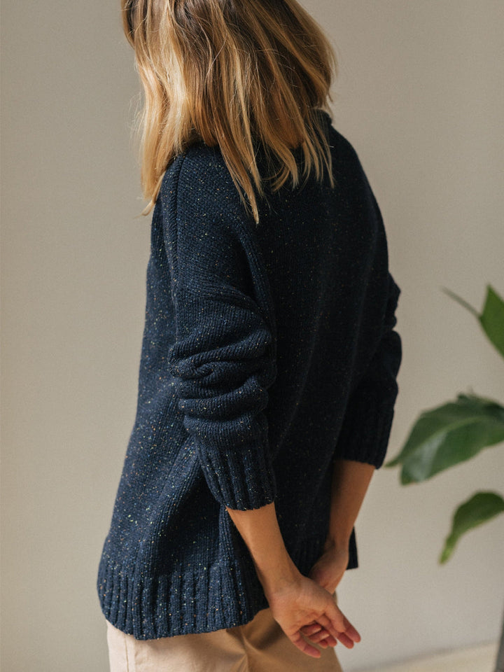 Stilla | Blauer Einfarbiger Pullover Mit Langen Ärmeln