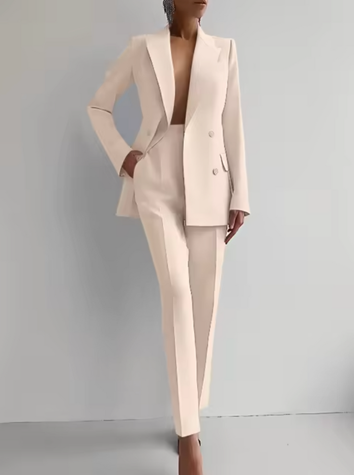 Stilla | Blazer og plissébuksedragt